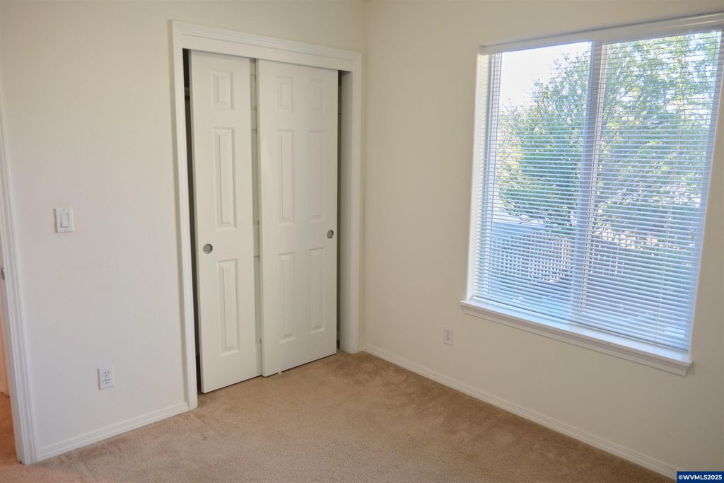 Image 24 of property listing at 2412 NW Meadows Dr, Mcminnville, OR 97128