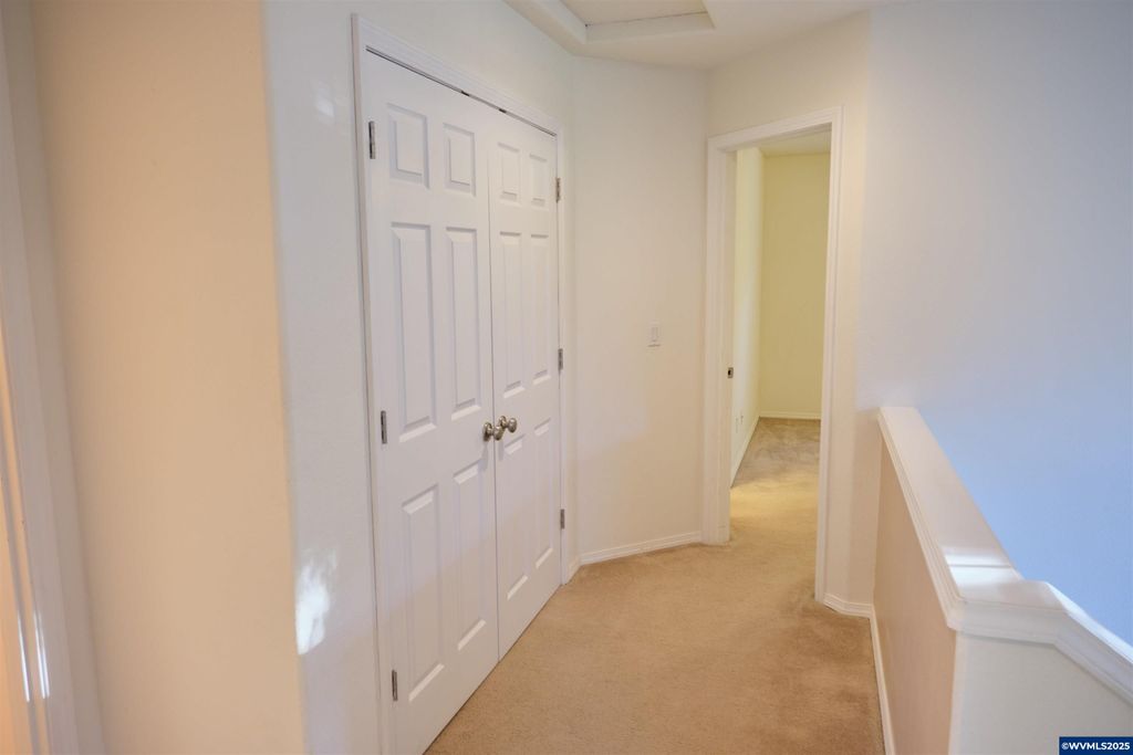 Image 28 of property listing at 2412 NW Meadows Dr, Mcminnville, OR 97128