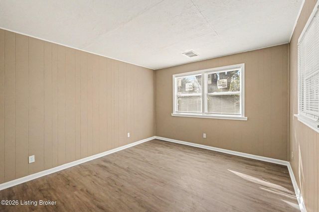 818 Dresden Ave, Louisville, KY 40215