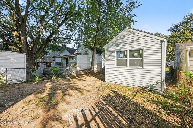 818 Dresden Ave, Louisville, KY 40215