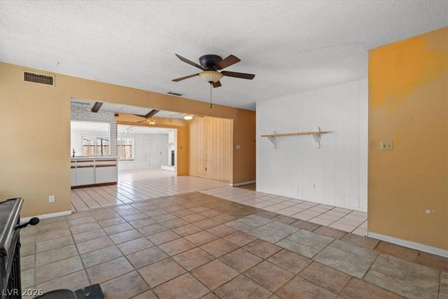 2248 Roundup Avenue, Las Vegas, NV 89119