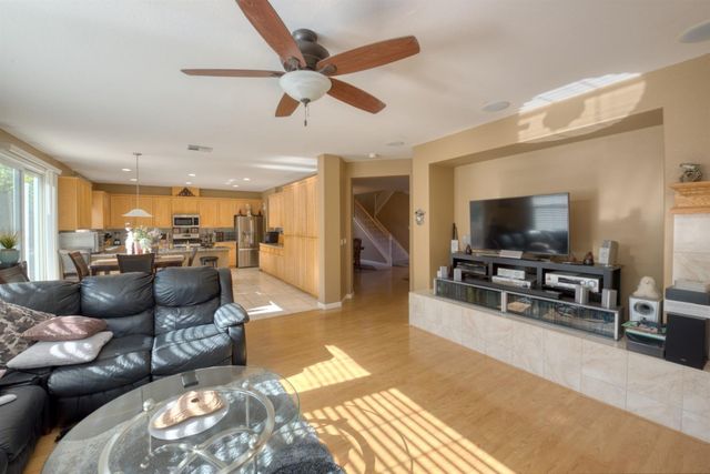 20833 Shrub Oak Dr, Patterson, CA 95363