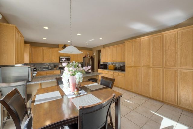 20833 Shrub Oak Dr, Patterson, CA 95363