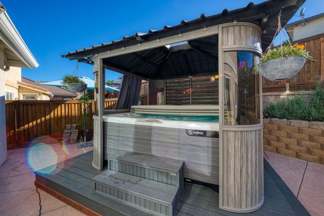 20833 Shrub Oak Dr, Patterson, CA 95363