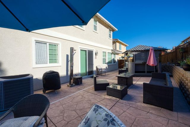 20833 Shrub Oak Dr, Patterson, CA 95363