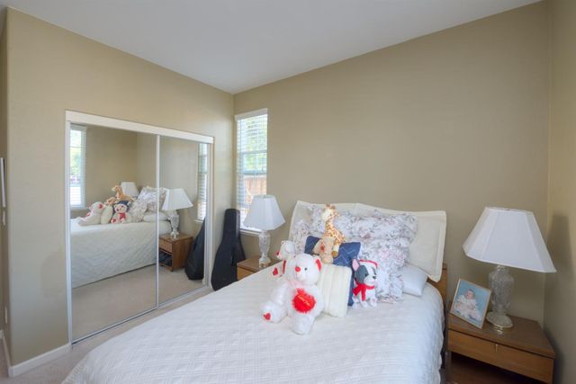 20833 Shrub Oak Dr, Patterson, CA 95363