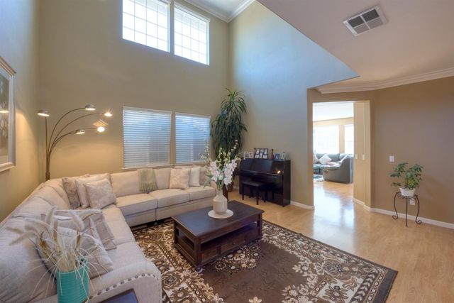 20833 Shrub Oak Dr, Patterson, CA 95363