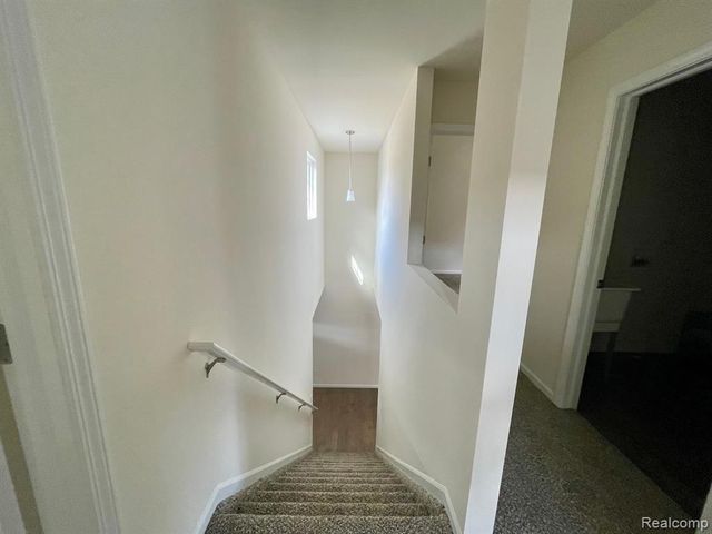 5744 Copper Tree Park, Waterford, MI 48327