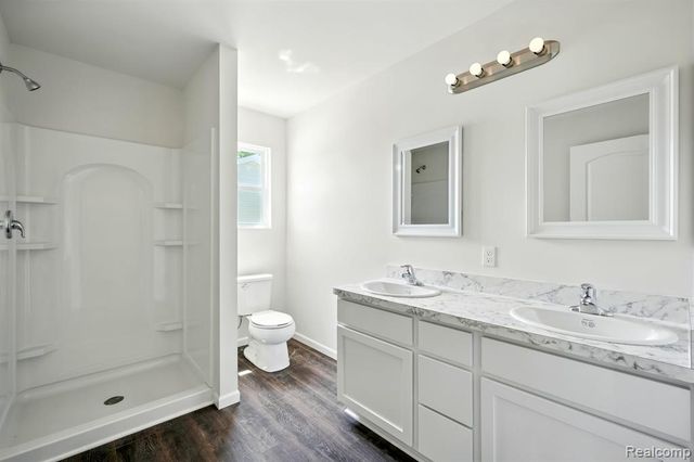 5744 Copper Tree Park, Waterford, MI 48327