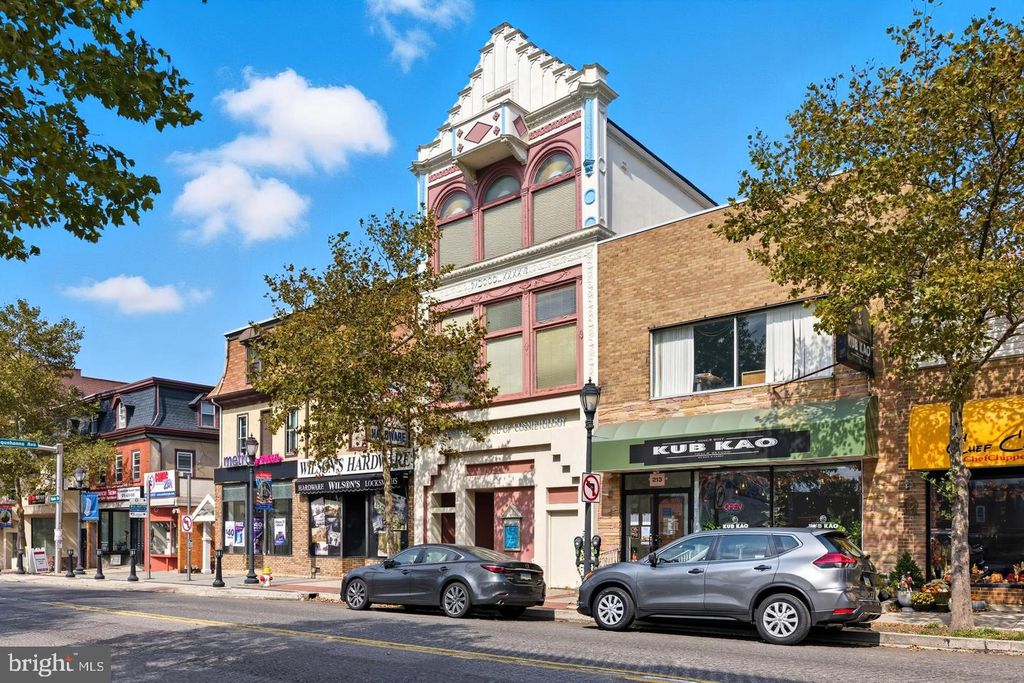 215 W MAIN ST, LANSDALE, PA 19446 — photo 4