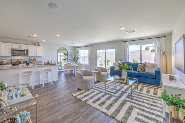 6047 Orchid Falls Street 8, North Las Vegas, NV 89081