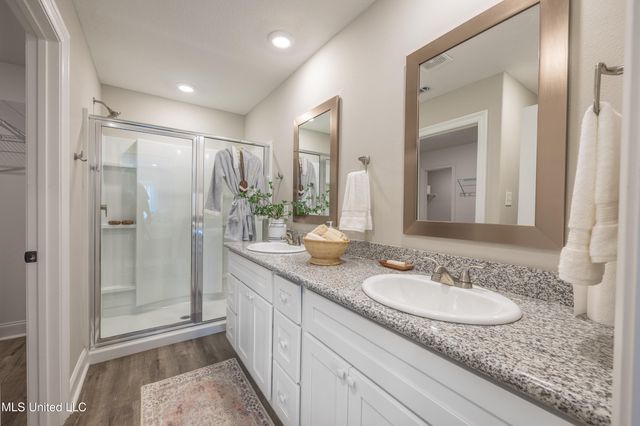 13627 Winterberry Drive, Biloxi, MS 39532