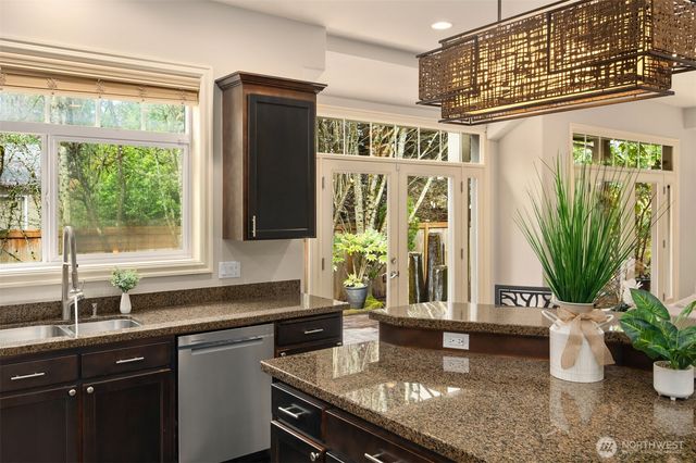 2411 98th Avenue NE, Clyde Hill, WA 98004