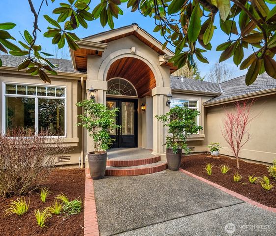 2411 98th Avenue NE, Clyde Hill, WA 98004