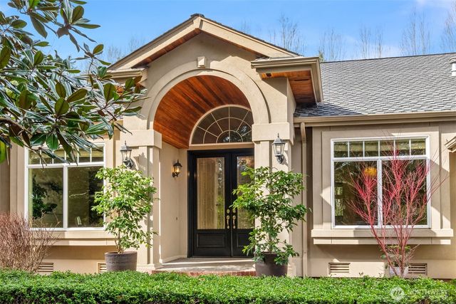 2411 98th Avenue NE, Clyde Hill, WA 98004