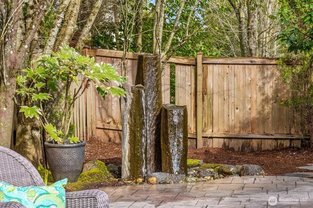 2411 98th Avenue NE, Clyde Hill, WA 98004