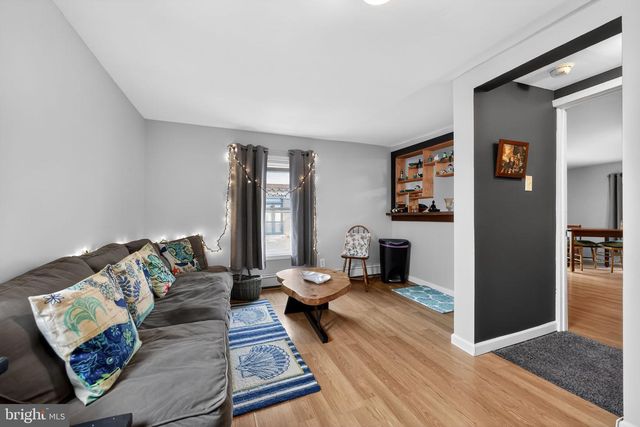 2100 E DAUPHIN ST, Philadelphia, PA 19125