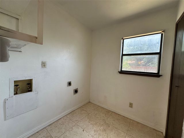3138 Tres Logos Lane, Dallas, TX 75228
