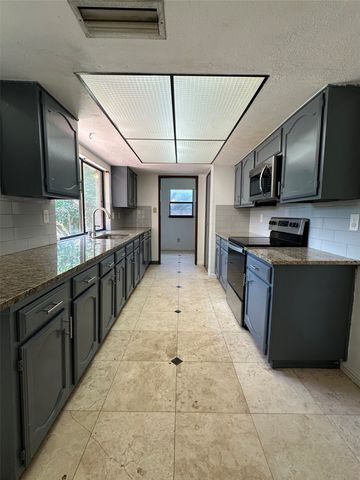 3138 Tres Logos Lane, Dallas, TX 75228