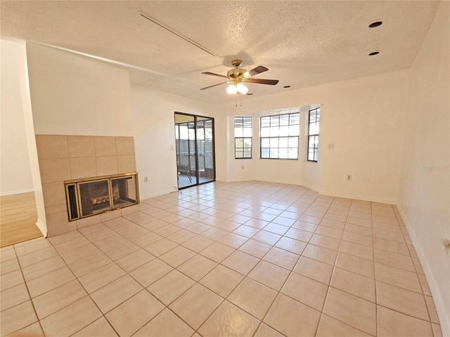 10488 SAINT TROPEZ PLACE 102, Tampa, FL 33615