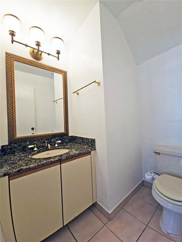 10488 SAINT TROPEZ PLACE 102, Tampa, FL 33615