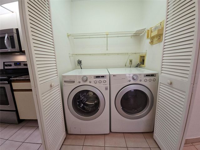 10488 SAINT TROPEZ PLACE 102, Tampa, FL 33615