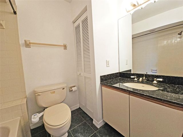 10488 SAINT TROPEZ PLACE 102, Tampa, FL 33615