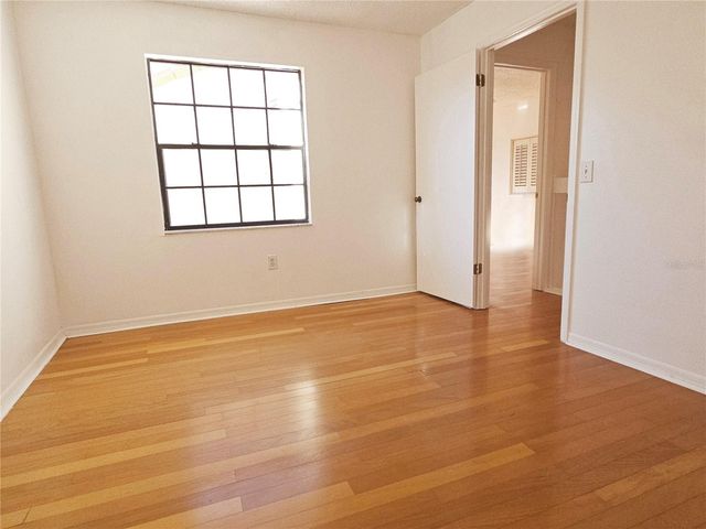 10488 SAINT TROPEZ PLACE 102, Tampa, FL 33615