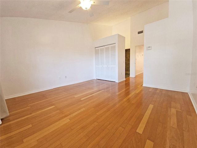 10488 SAINT TROPEZ PLACE 102, Tampa, FL 33615