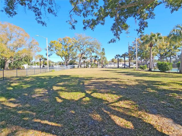 10488 SAINT TROPEZ PLACE 102, Tampa, FL 33615