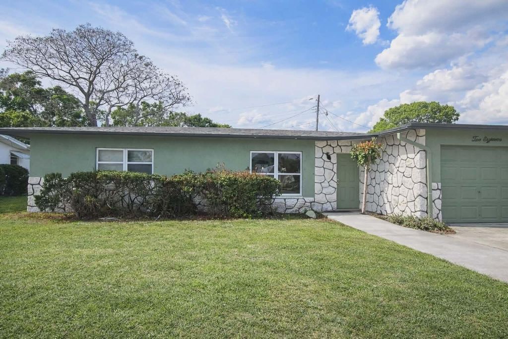 218 Olive Avenue, Port St. Lucie, Port St Lucie, FL 34952