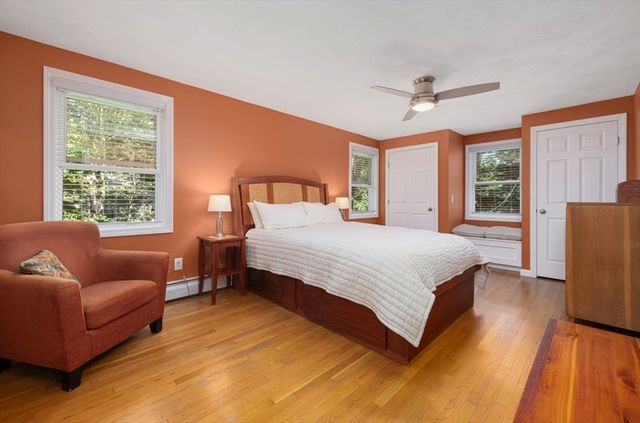 172 Broad Rock Rd, South Kingstown, RI 02879