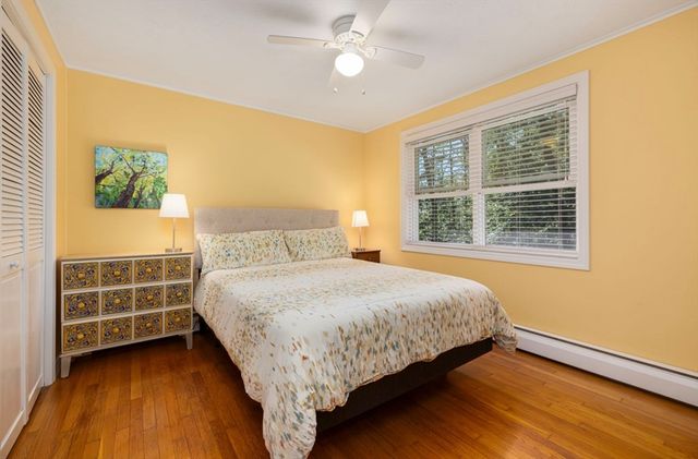 172 Broad Rock Rd, South Kingstown, RI 02879