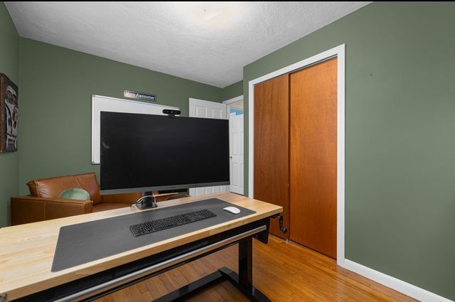 172 Broad Rock Rd, South Kingstown, RI 02879