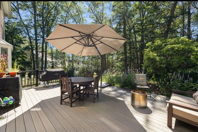 172 Broad Rock Rd, South Kingstown, RI 02879