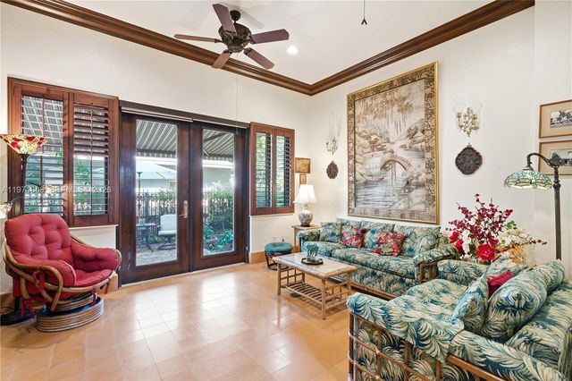 4251 SW 11th St, Miami, FL 33134