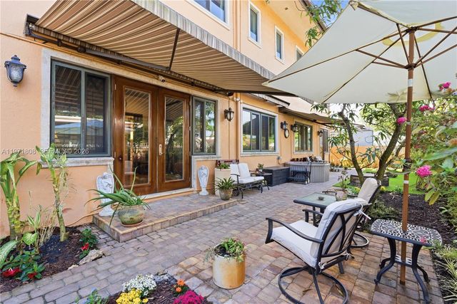 4251 SW 11th St, Miami, FL 33134