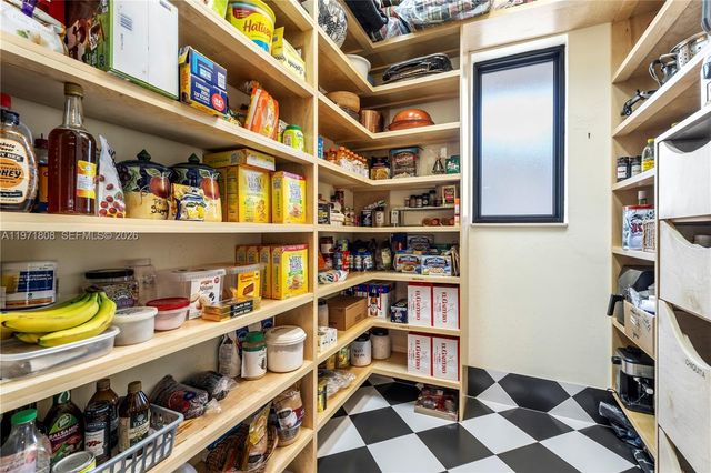 4251 SW 11th St, Miami, FL 33134