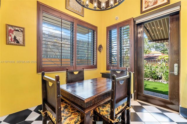 4251 SW 11th St, Miami, FL 33134