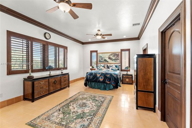 4251 SW 11th St, Miami, FL 33134