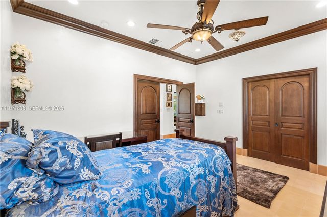 4251 SW 11th St, Miami, FL 33134