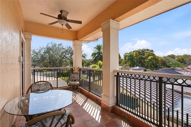 4251 SW 11th St, Miami, FL 33134