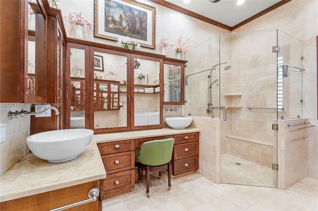 4251 SW 11th St, Miami, FL 33134