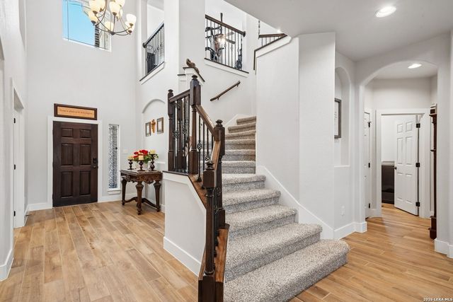 2564 AYERS DR, Seguin, TX 78155