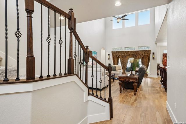 2564 AYERS DR, Seguin, TX 78155