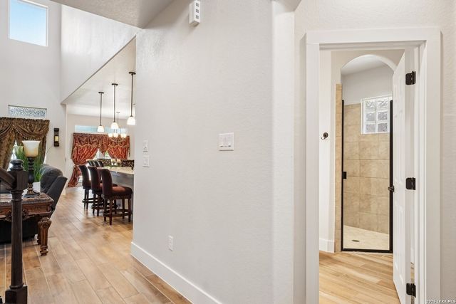 2564 AYERS DR, Seguin, TX 78155