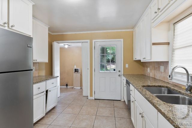 3302 Cottonwood Drive, Montgomery, AL 36109