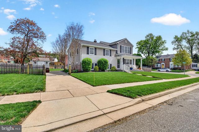 8201 BOMAN CT, Towson, MD 21204