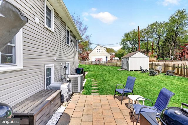8201 BOMAN CT, Towson, MD 21204