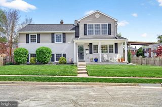 8201 BOMAN CT, Towson, MD 21204